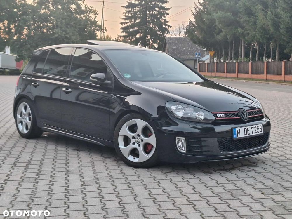 Volkswagen Golf 2.0 GTI - 2