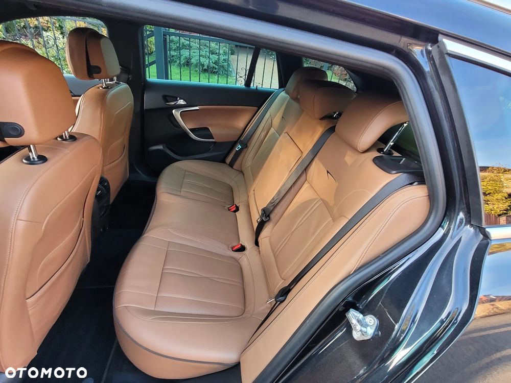 Opel Insignia Sports Tourer 2.0 Diesel Exclusive - 26