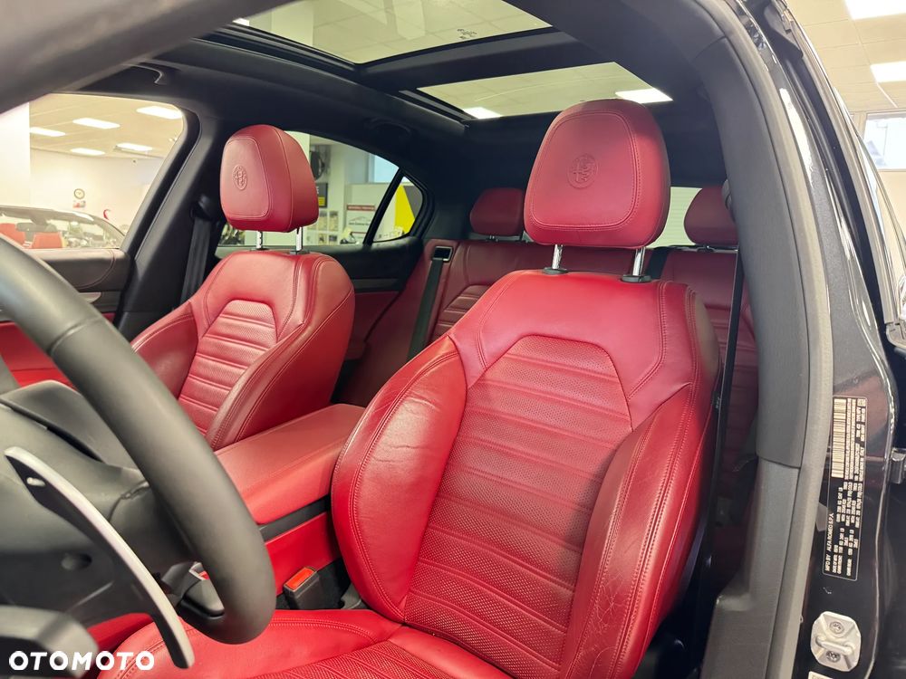 Alfa Romeo Stelvio 2.0 Turbo 16V AT8-Q4 Executive - 10