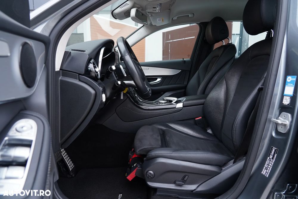 Mercedes-Benz GLC 220 d 4MATIC 9G-TRONIC AMG Line - 10