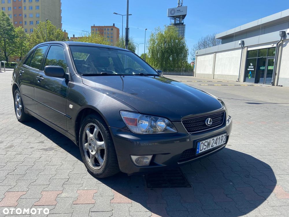 Lexus IS 200 Prestige - 1