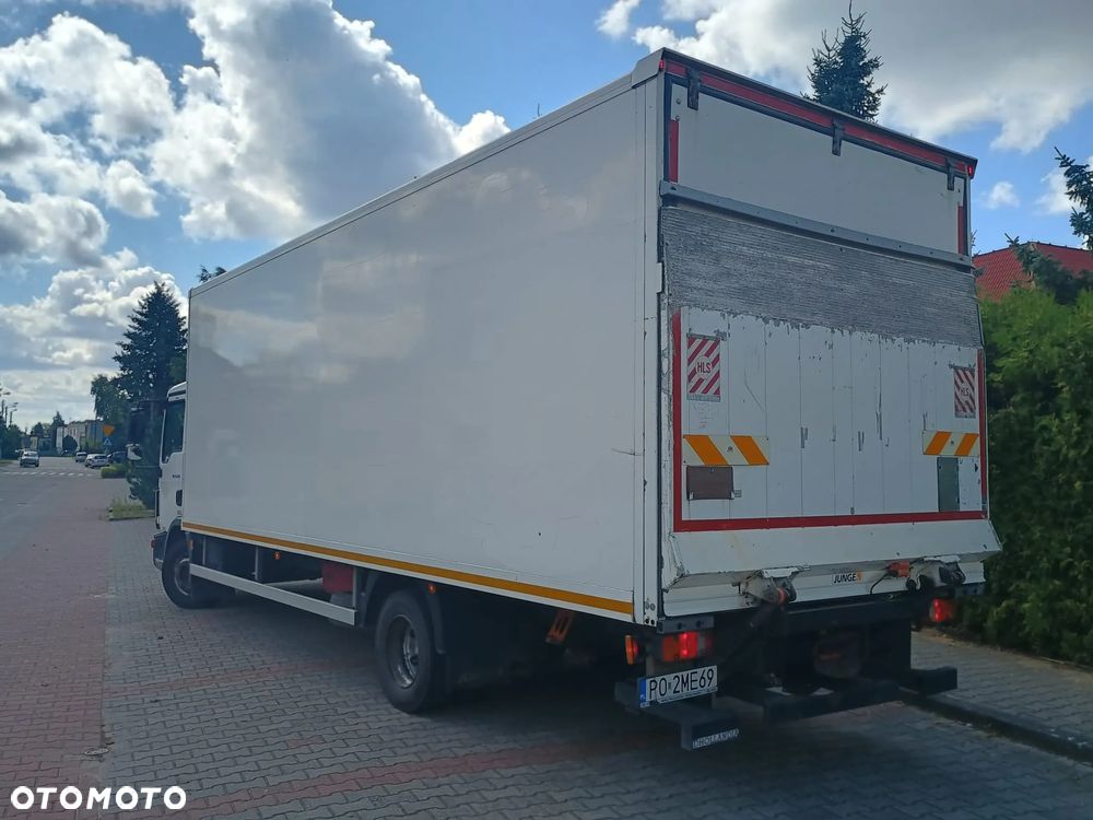 MAN TGL 12.250 4x2 BL - 8