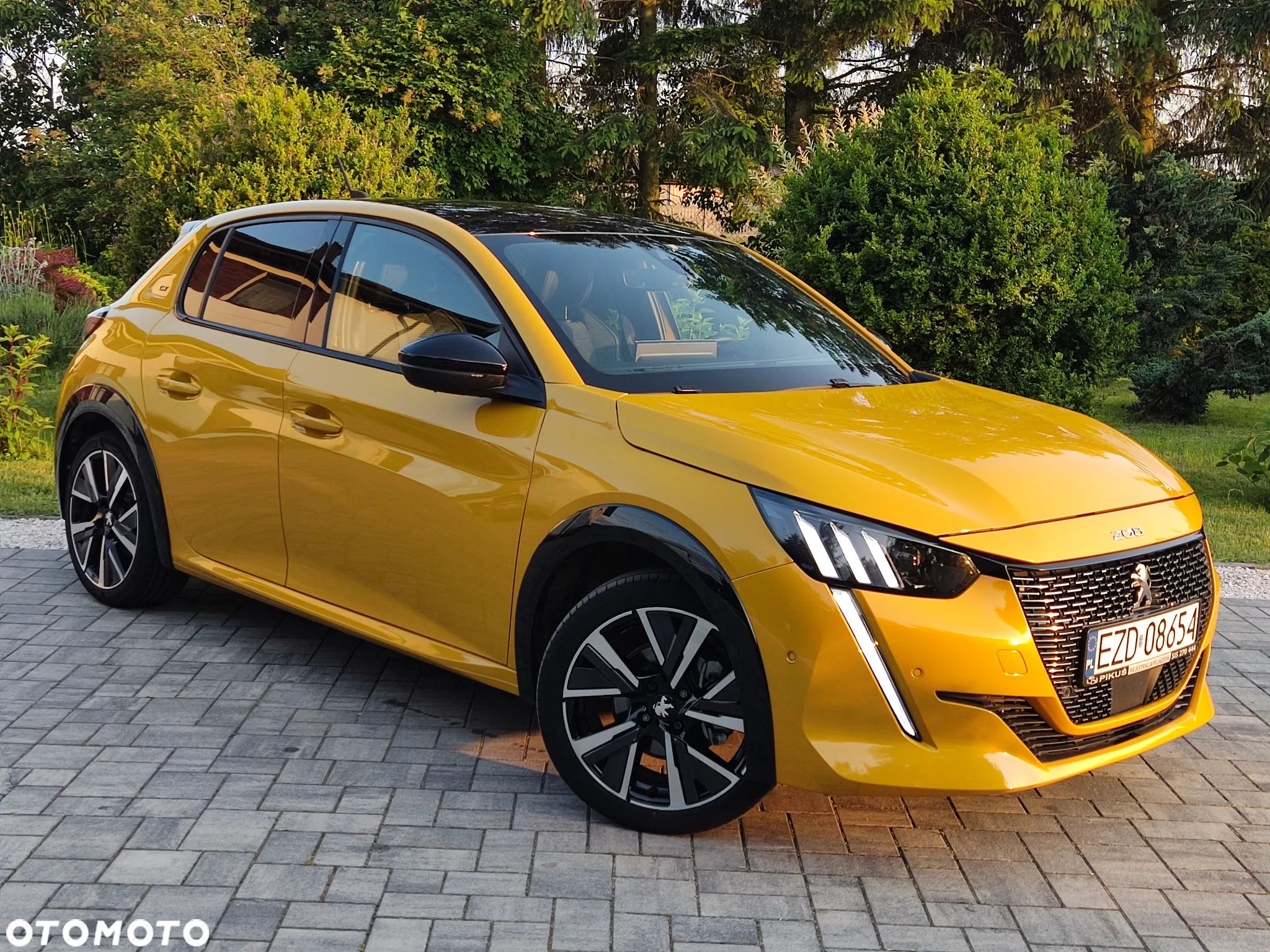 Peugeot 208 1.5 BlueHDi GT S&S - 1
