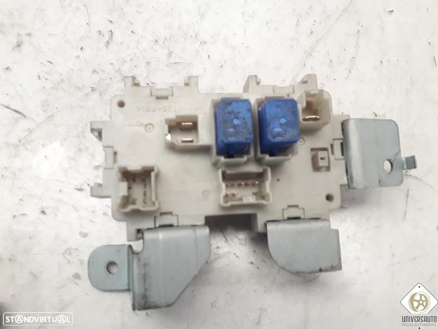 CAIXA RELÉS / FUSÍVEIS NISSAN MURANO I 2007 - 1