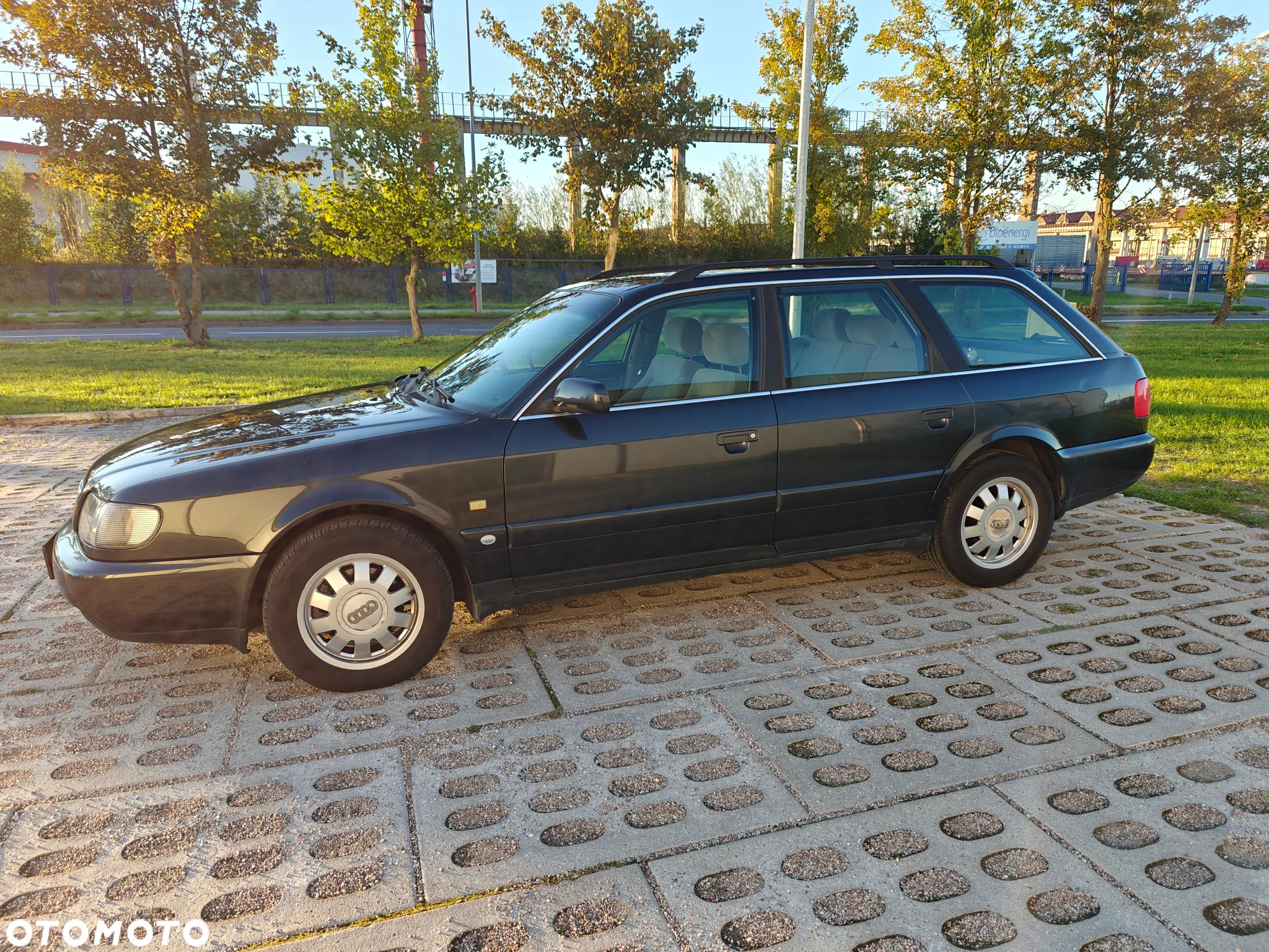 Audi A6 - 6
