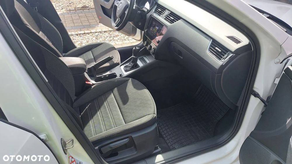 Skoda Octavia 1.6 TDI DSG Drive - 19