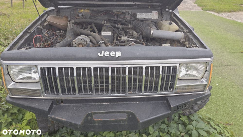 Jeep Cherokee - 6