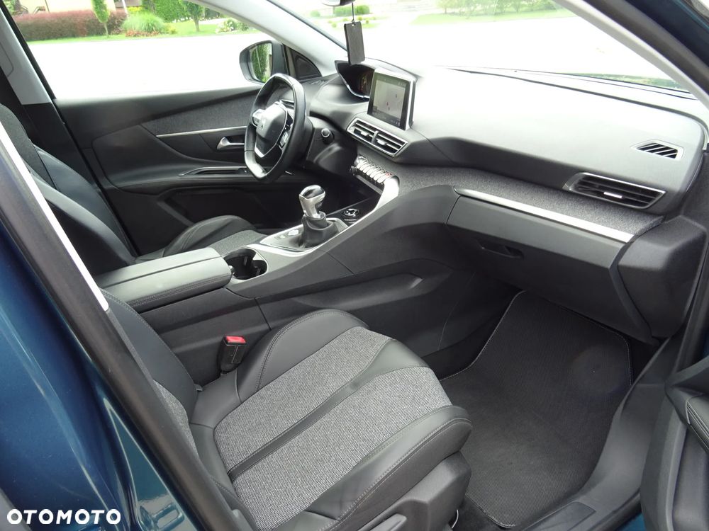Peugeot 5008 PureTech 130 Allure - 9