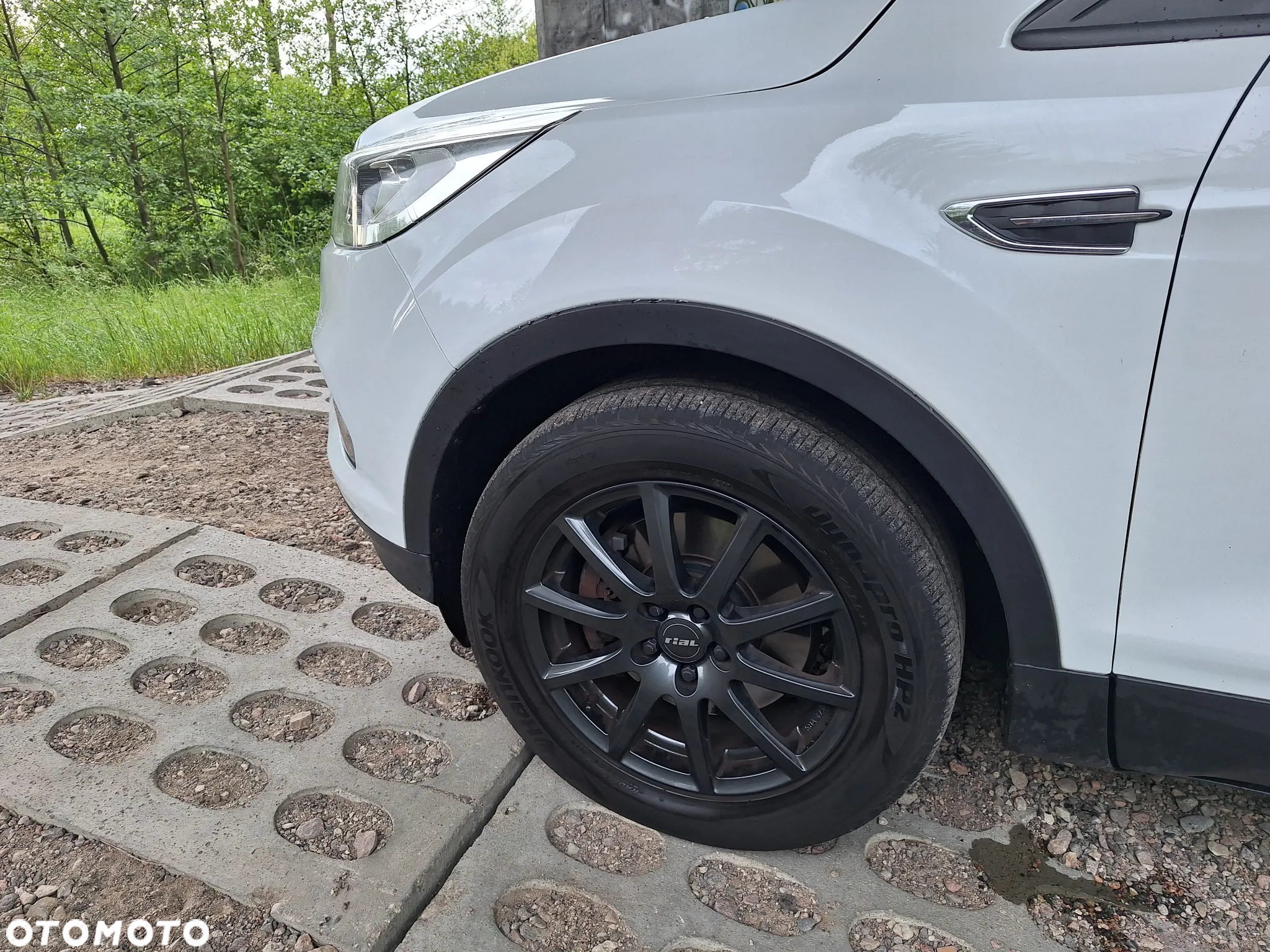 Ford Kuga - 6