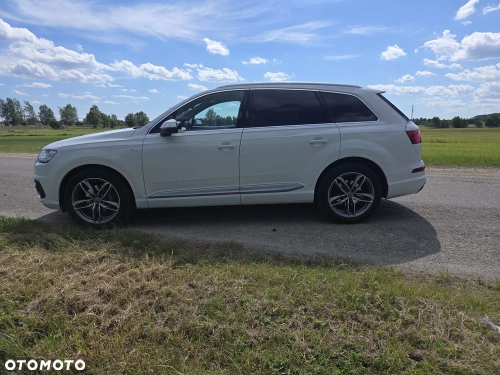 Audi Q7 - 4
