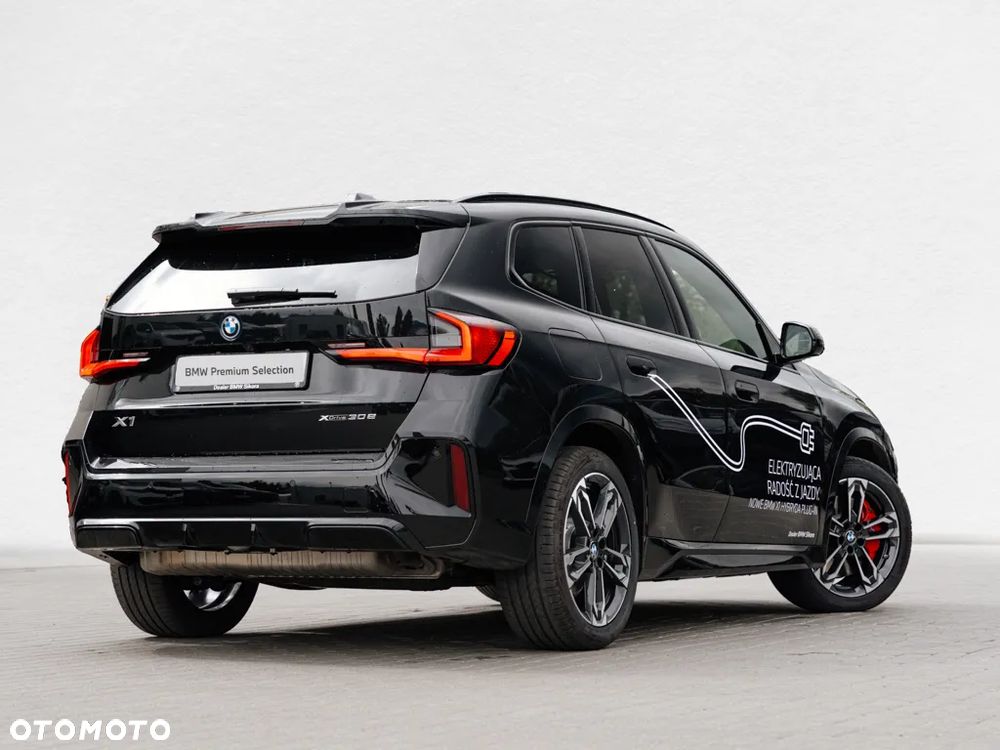 BMW X1 xDrive30e M Sportpaket - 3