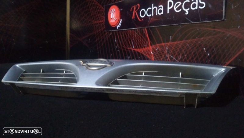 Grelha Frontal Nissan Almera I (N15) - 3