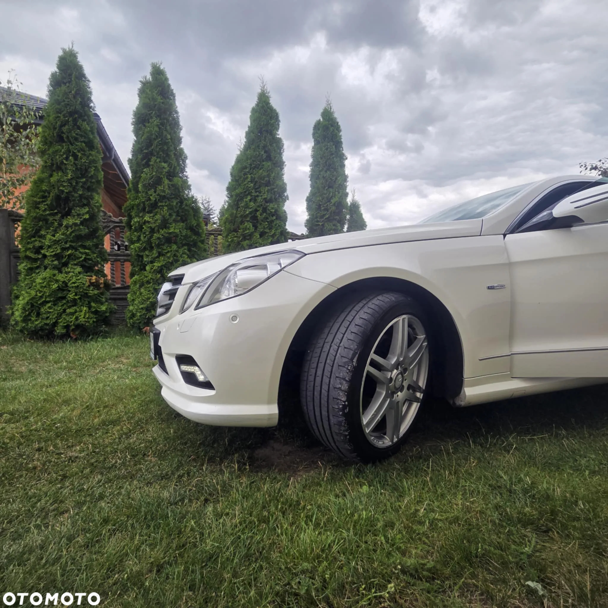 Mercedes-Benz Klasa E 350 CDI BlueEff - 8