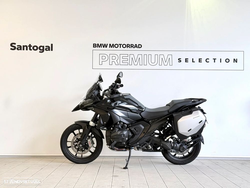 BMW R 1300 GS TRIPLE BLACK - 4