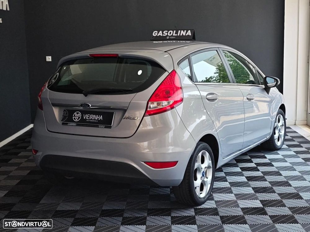 Ford Fiesta 1.25 Titanium - 18