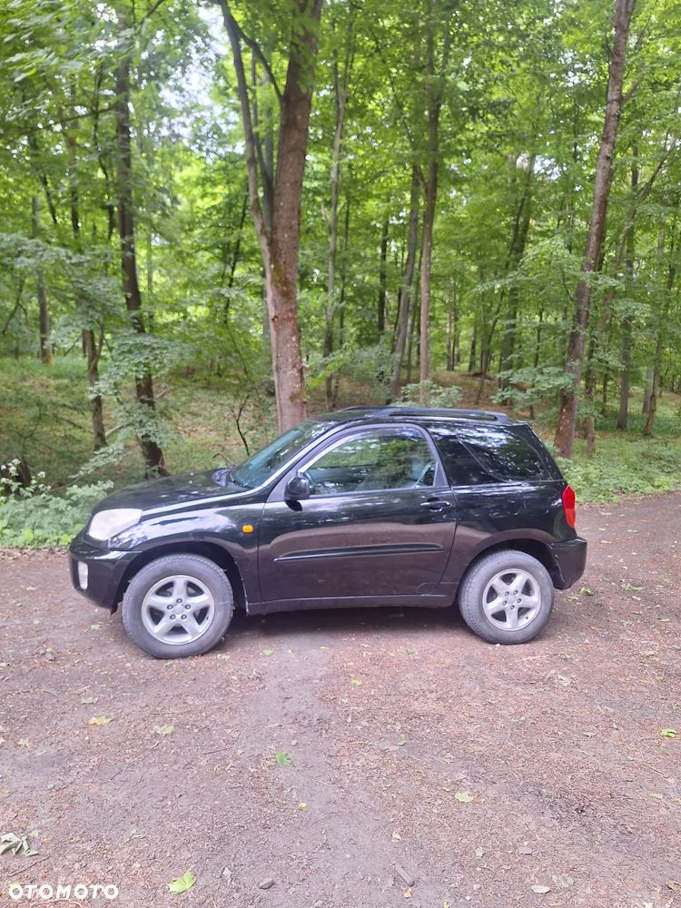 Toyota RAV4 1.8 VVT-i Luna 2WD - 2