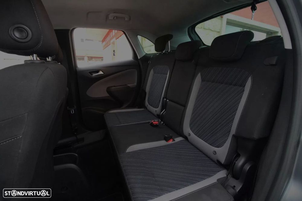 Opel Crossland X - 18