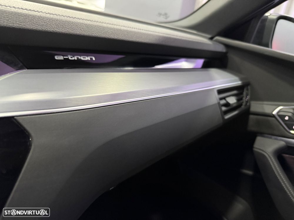 Audi e-tron 50 quattro S line - 30