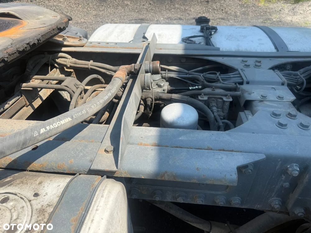 DAF XF 105.460 - 12