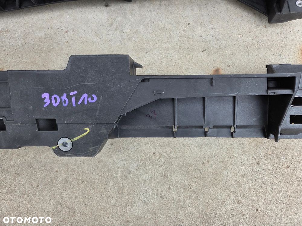 Pas przedni wzmocnienie górne belka pod zamek Peugeot 308 T10 P5   9832155180 - 7