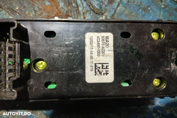 Butoane geam sofer 93570-A2200 4C2490-1000 93570-A2200 4C2490-1000 Ki - 5