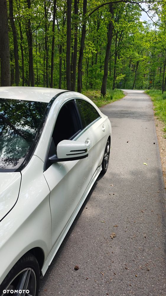 Mercedes-Benz CLA 180 7G-DCT AMG Line - 15