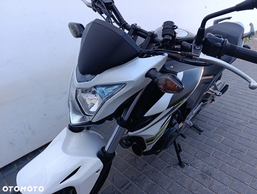 Honda CB - 10