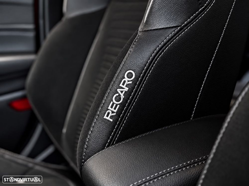 Ford Fiesta 1.5 EcoBoost S&S ST X - 35