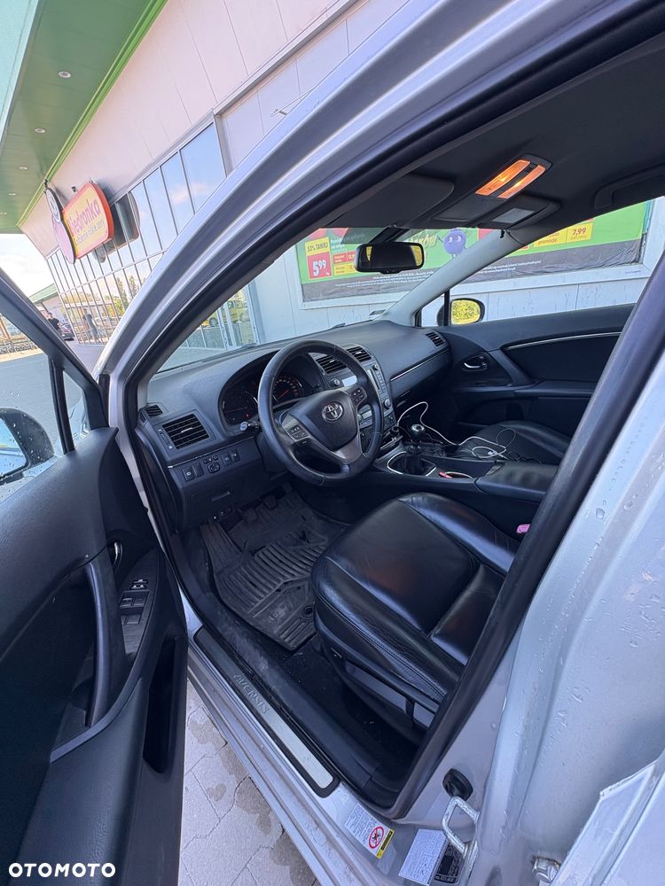 Toyota Avensis 2.2 D-CAT Premium - 14