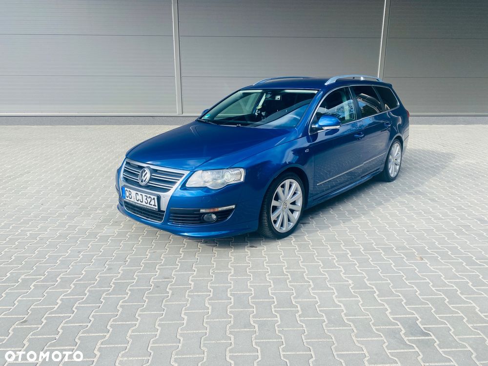 Volkswagen Passat - 1