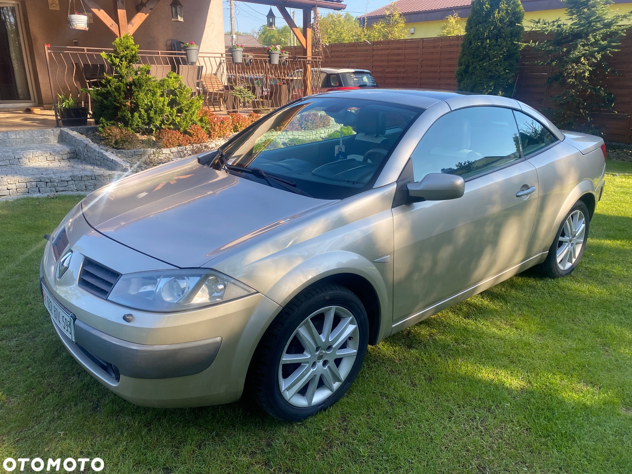 Renault Megane CC 2.0 Luxe Privilege - 3