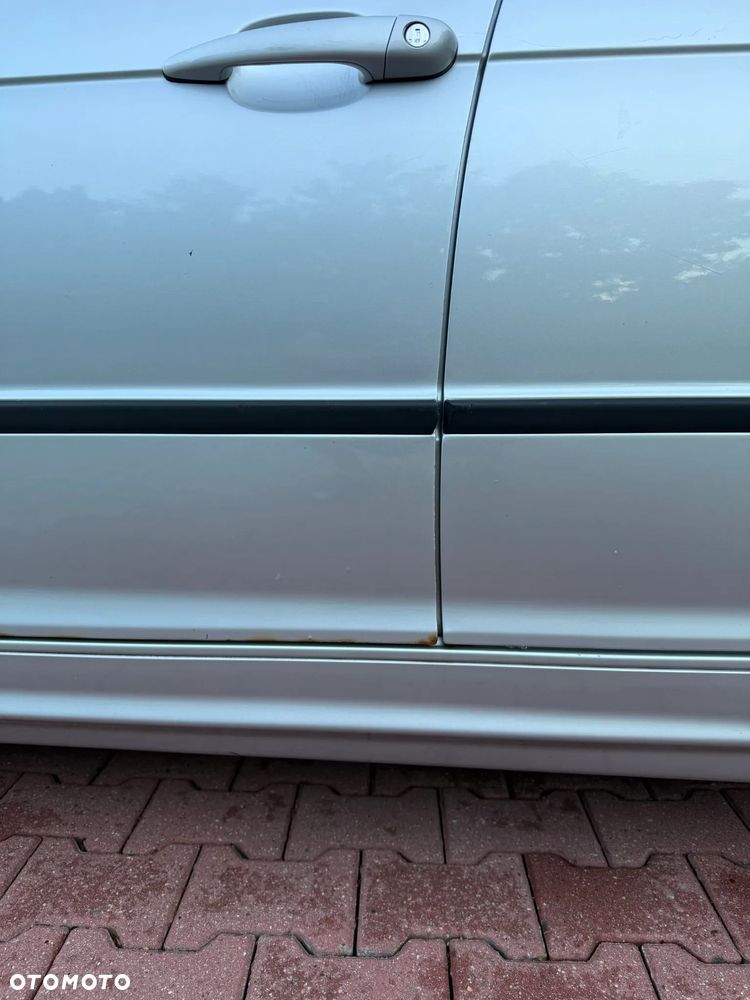 BMW Seria 3 - 12