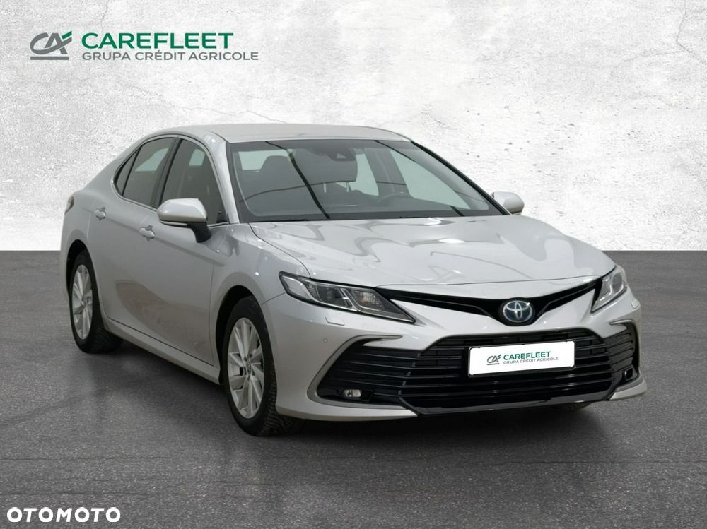 Toyota Camry - 3