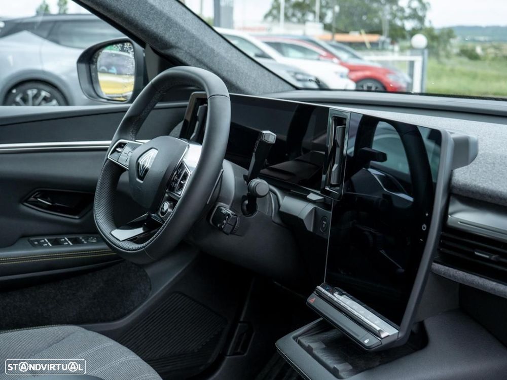 Renault Scénic 87 kWh Techno — fotografia 18