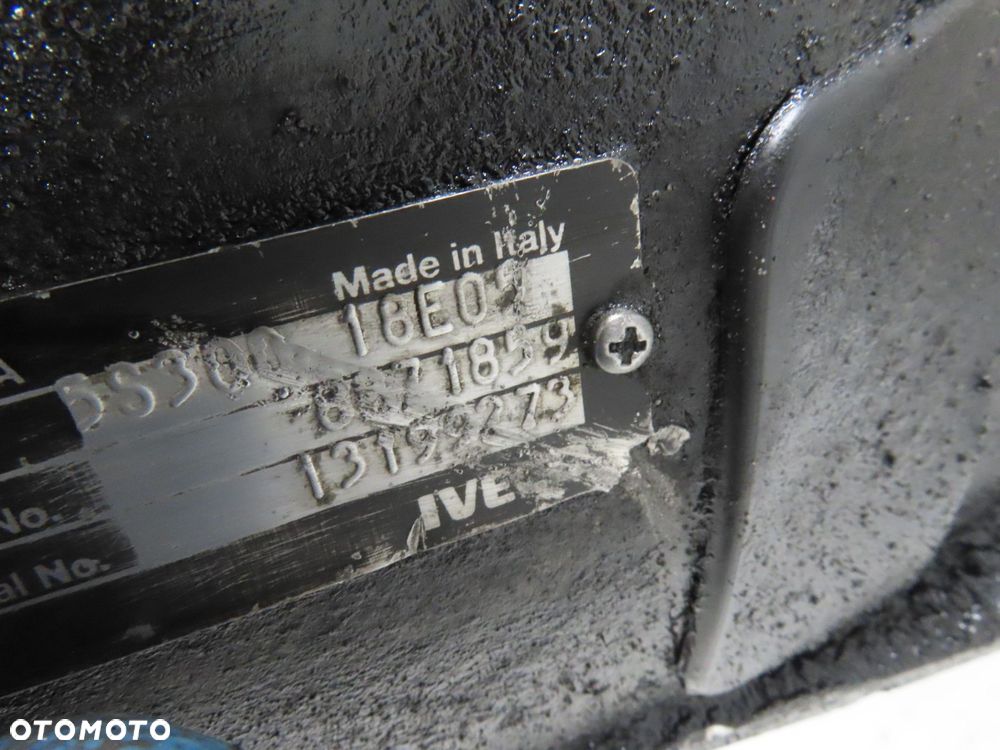 SKRZYNIA BIEGÓW IVECO DAILY III 2.3 HPI 8871859 8870898 8872184 - 8