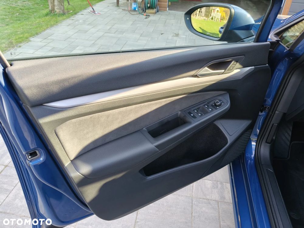 Volkswagen Golf 1.5 eTSI mHEV Life DSG - 12