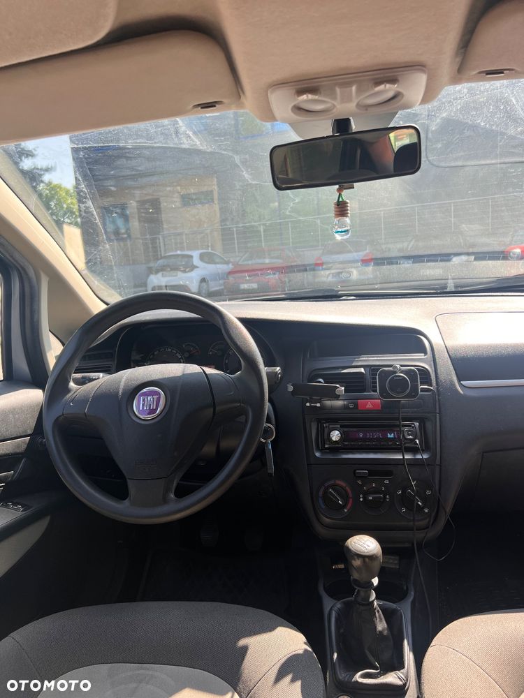 Fiat Linea 1.4 Dynamic - 7