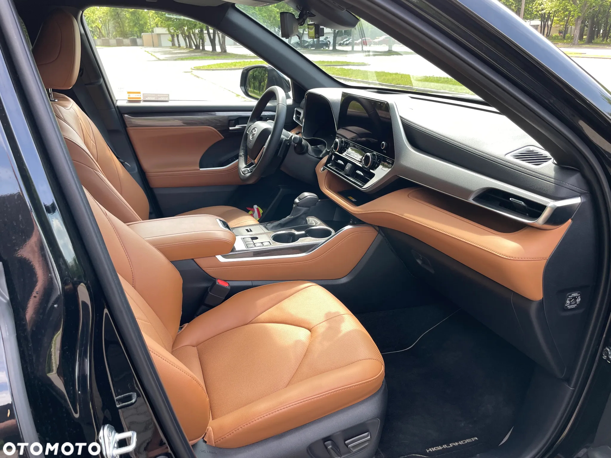 Toyota Highlander 2.5 Hybrid Executive - 11