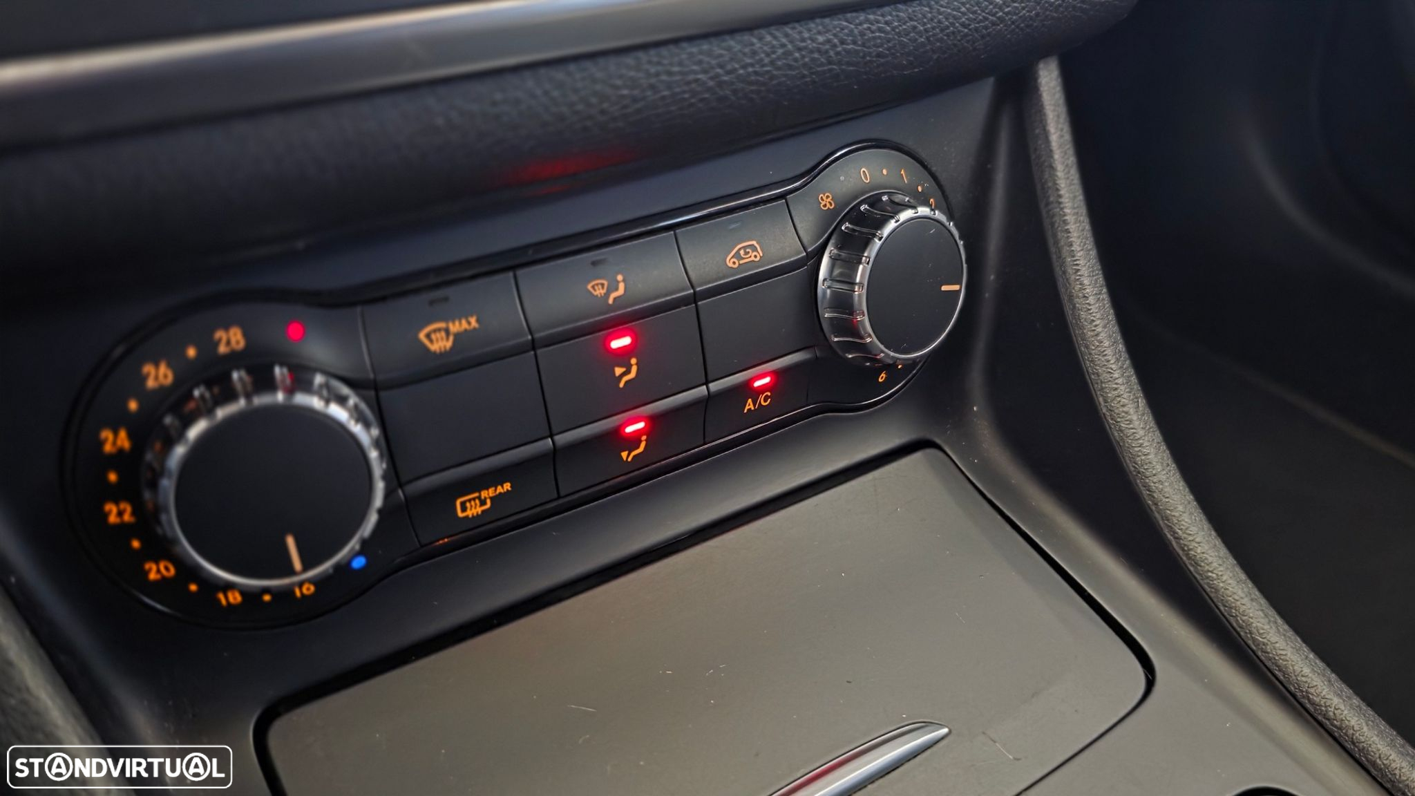 Mercedes-Benz CLA 220 d Shooting Brake AMG Line Aut. - 33