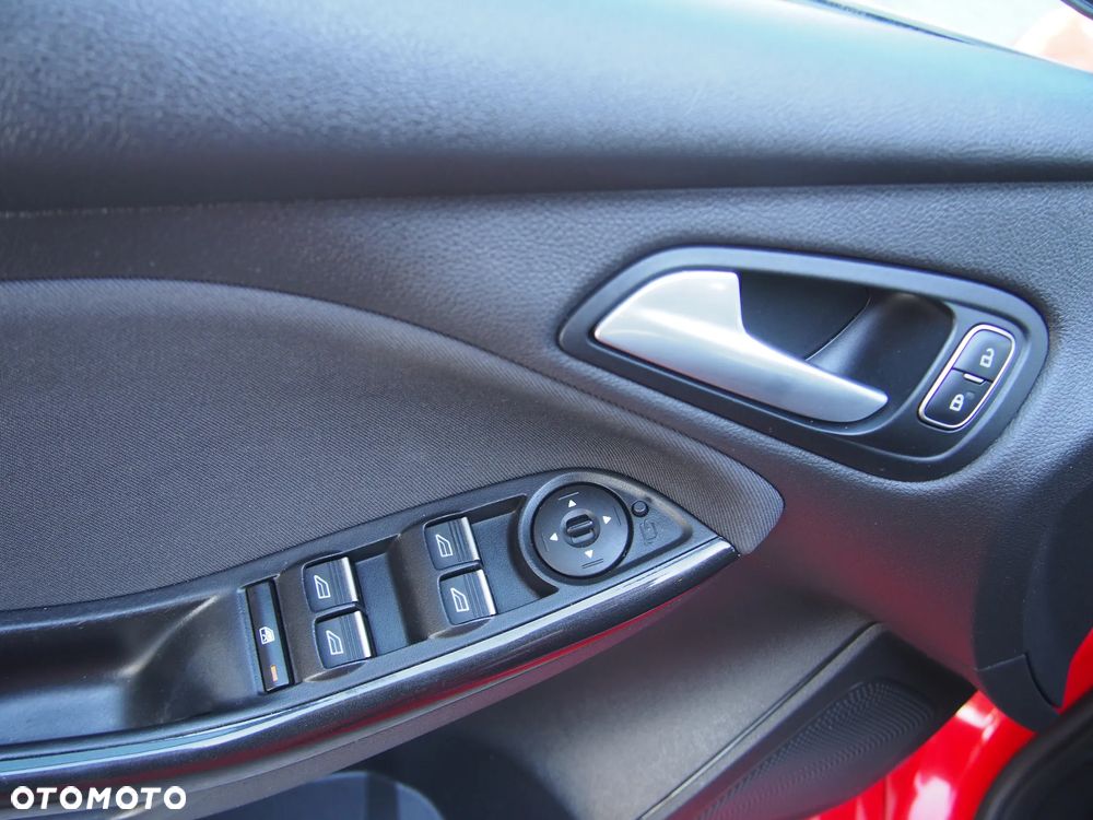 Ford Focus 1.0 EcoBoost ST-Line Red ASS - 29