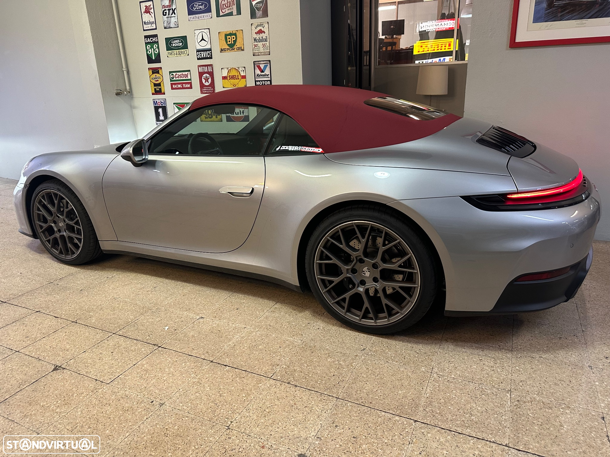 Porsche 911 (992) Carrera PDK - 12