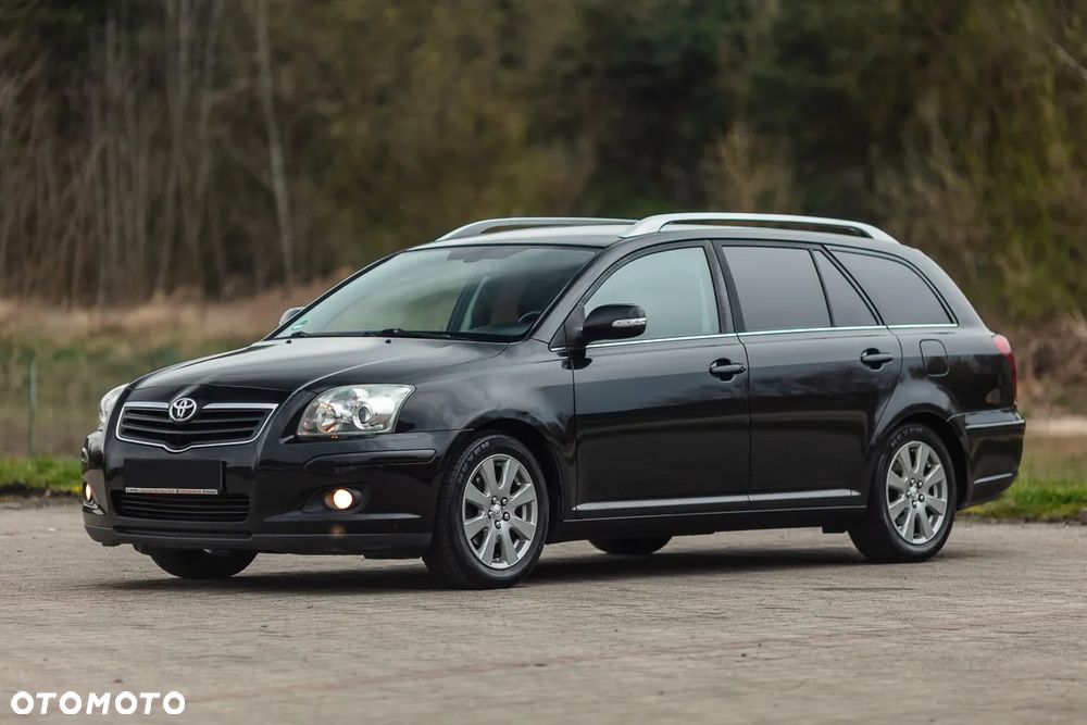 Toyota Avensis 1.8 VVT-i Combi - 10