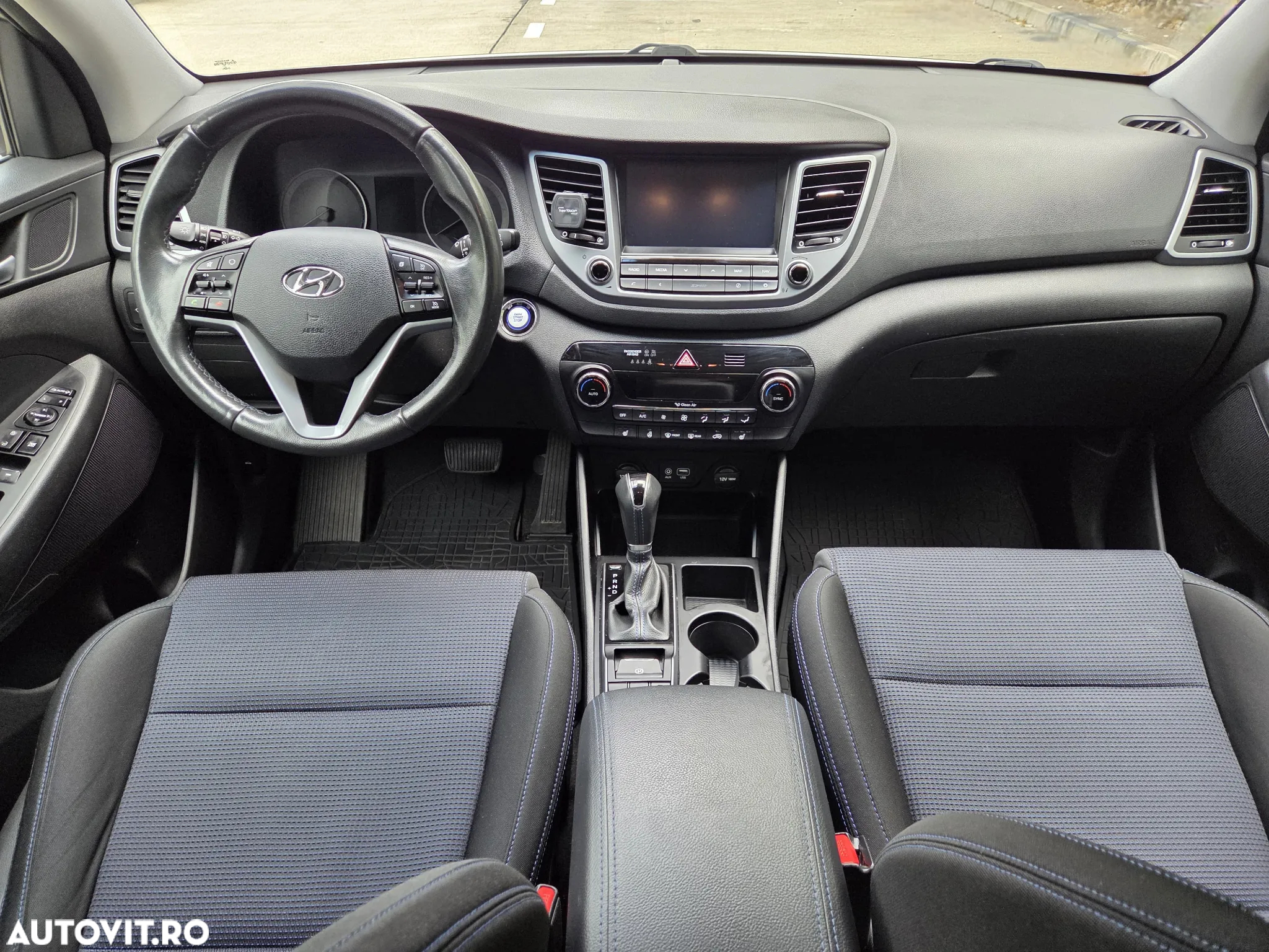 Hyundai Tucson 2.0 CRDI 4WD Automatik Style - 4