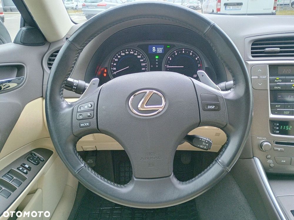 Lexus IS 250 Classic - 14