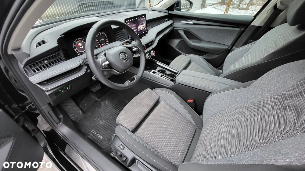 Skoda Superb 1.5 TSI mHEV Selection DSG - 20