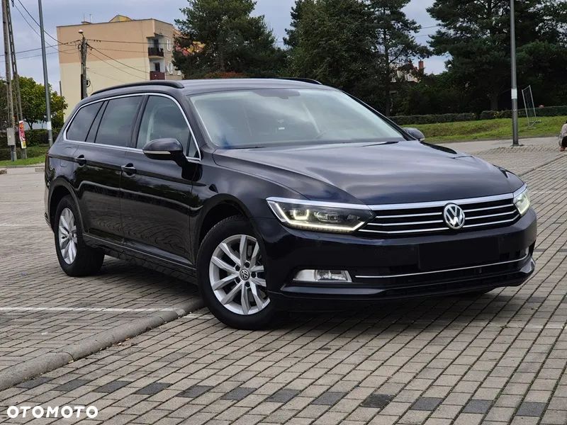 Volkswagen Passat Variant 1.6 TDI SCR DSG Comfortline - 4