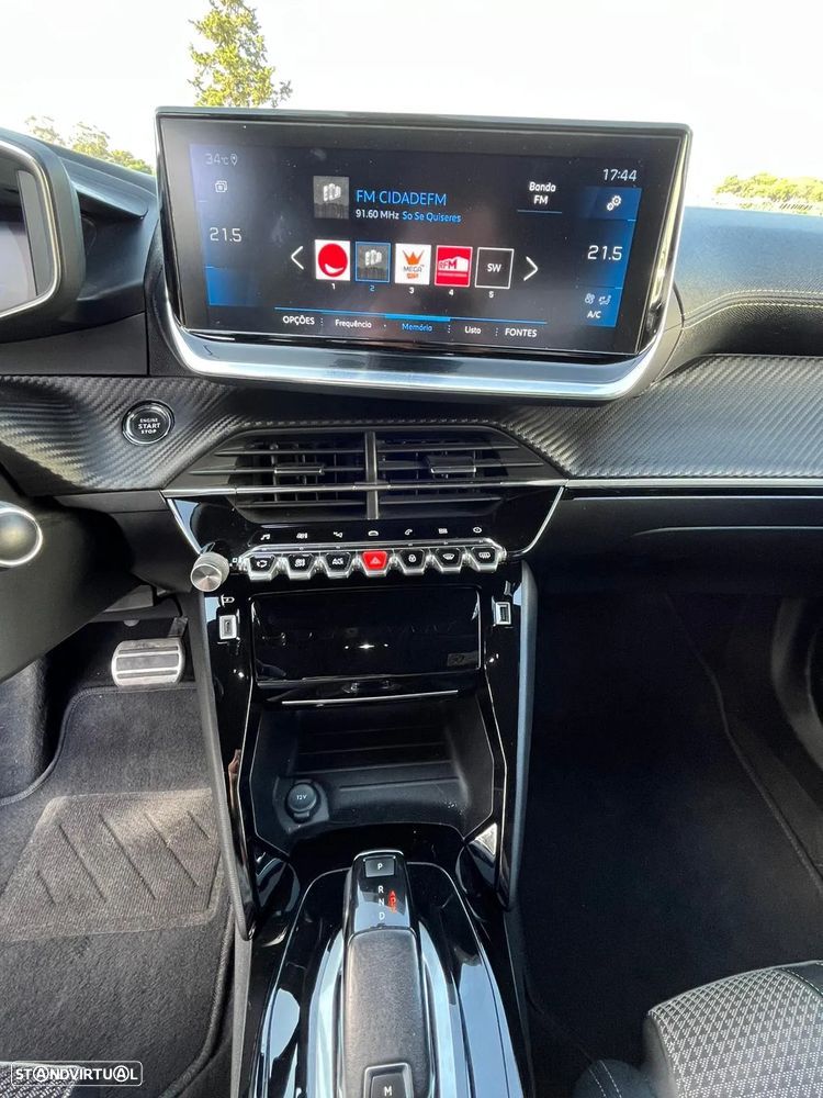 Peugeot 2008 - 15