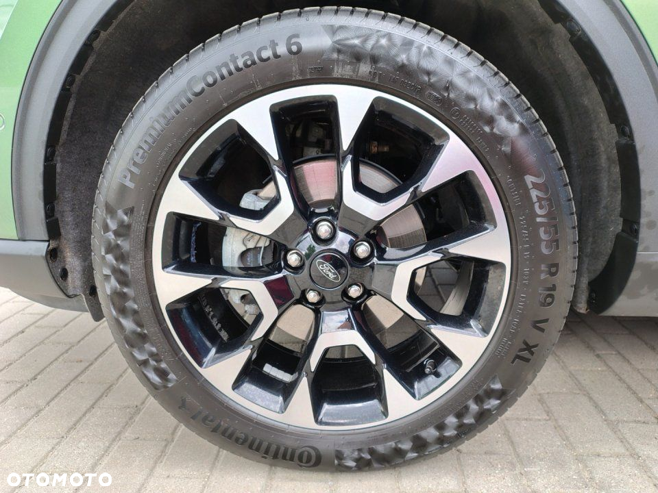 Ford Kuga - 8
