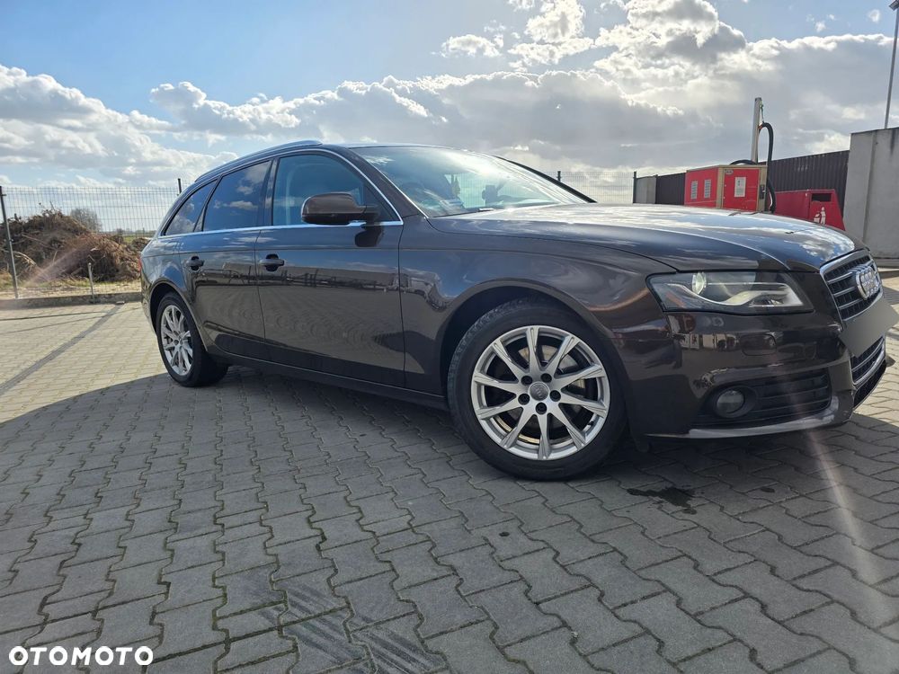 Audi A4 Avant 2.0 TDI - 7