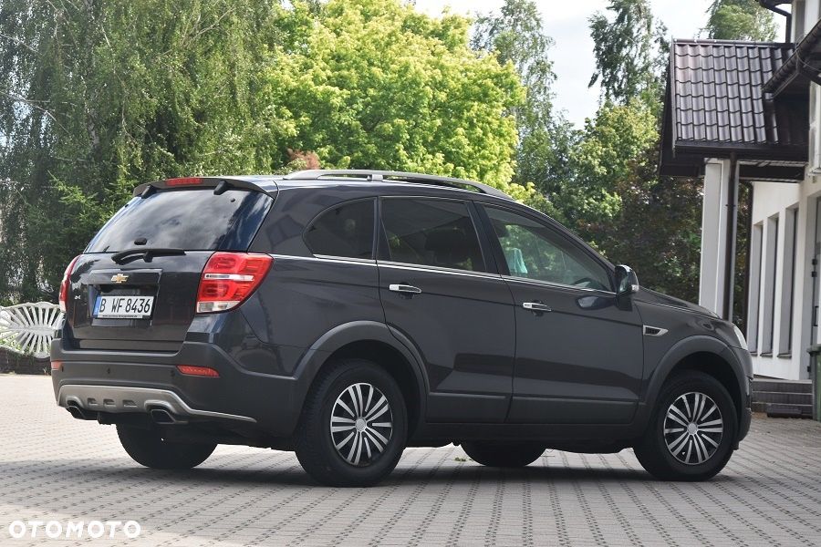Chevrolet Captiva 2.2 TD AWD LTZ - 9